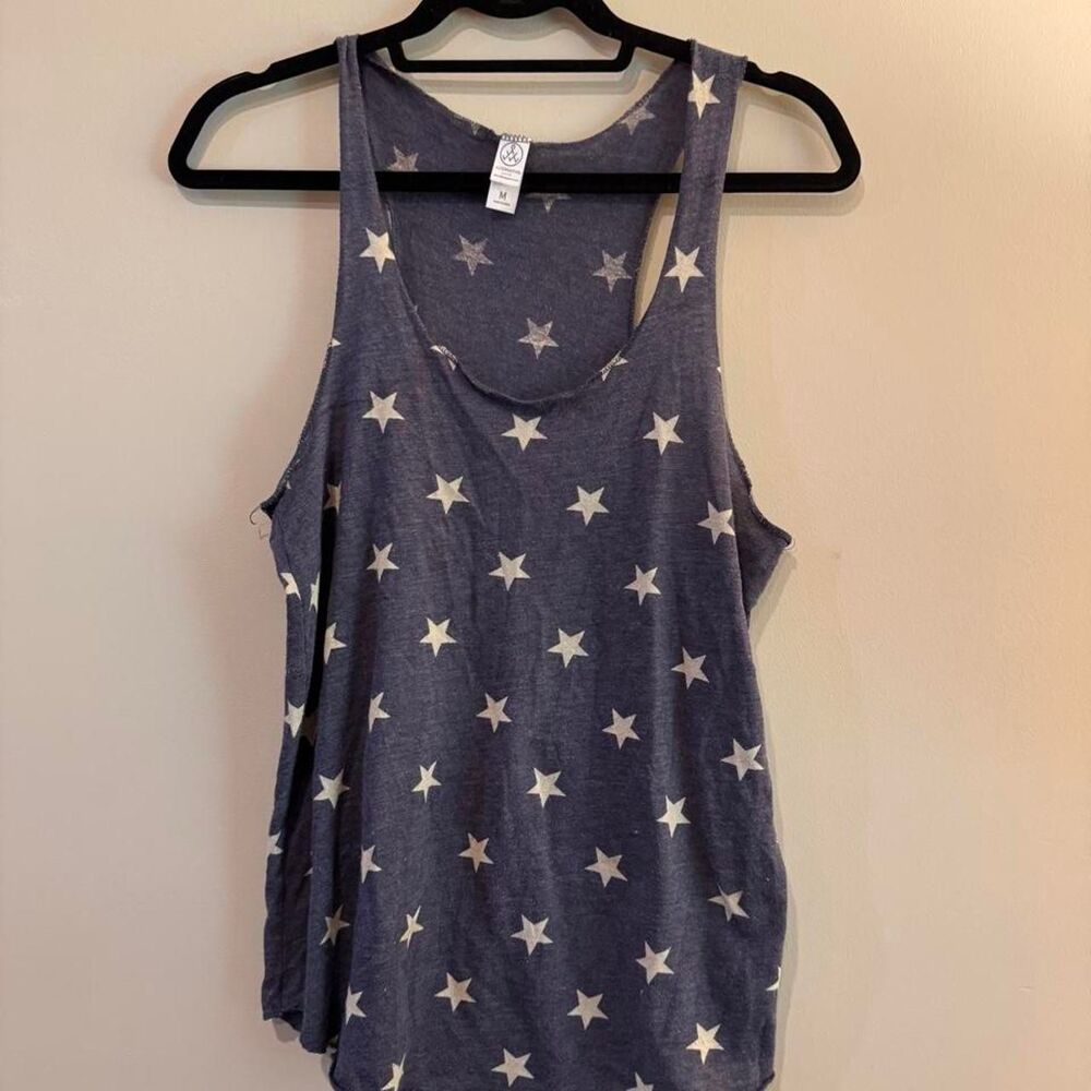 Alternative Earth Women’s blue star print tank top in size M